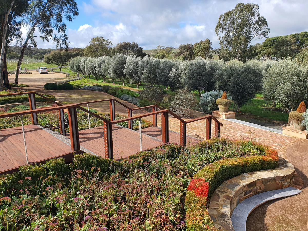 Ambler Touring - Barossa Valley Sightseeing Tour