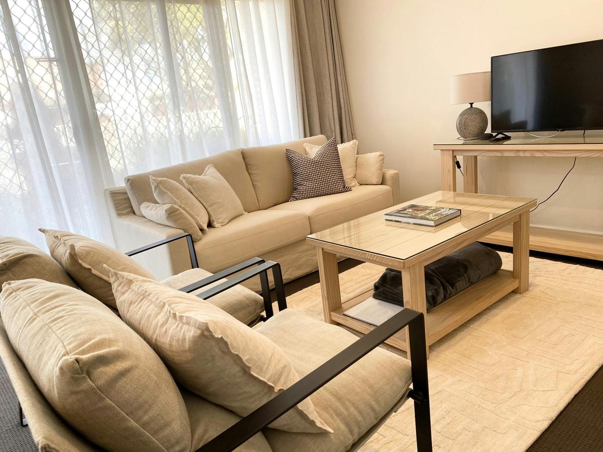 Shiraz Apartment