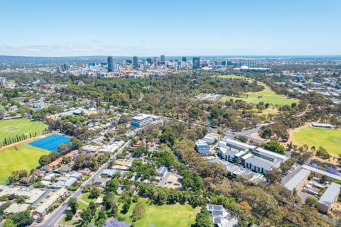 Aspen Holidays Adelaide Caravan Park