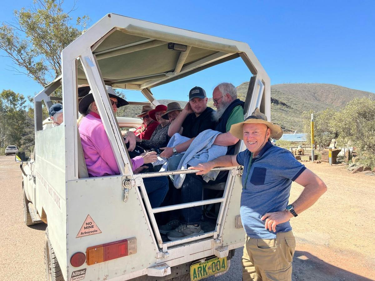 Lake Eyre & the Birdsville Races (3 days)