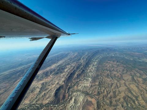 Lake Eyre & the Birdsville Races (3 days)