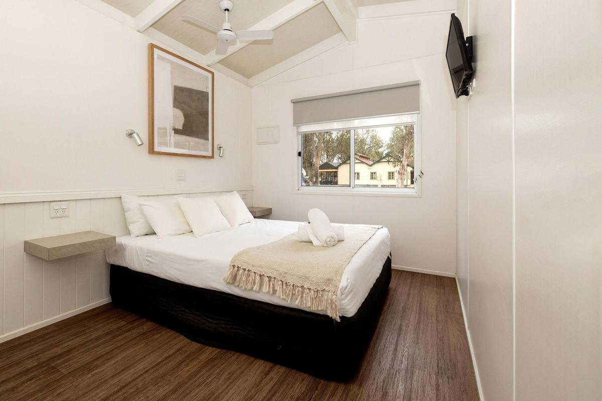 Accessible Lagoon Cabin