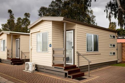 Studio Cabin