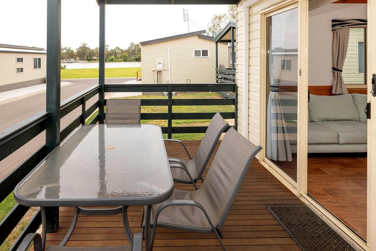 Executive Spa Villa - Sleeps 2