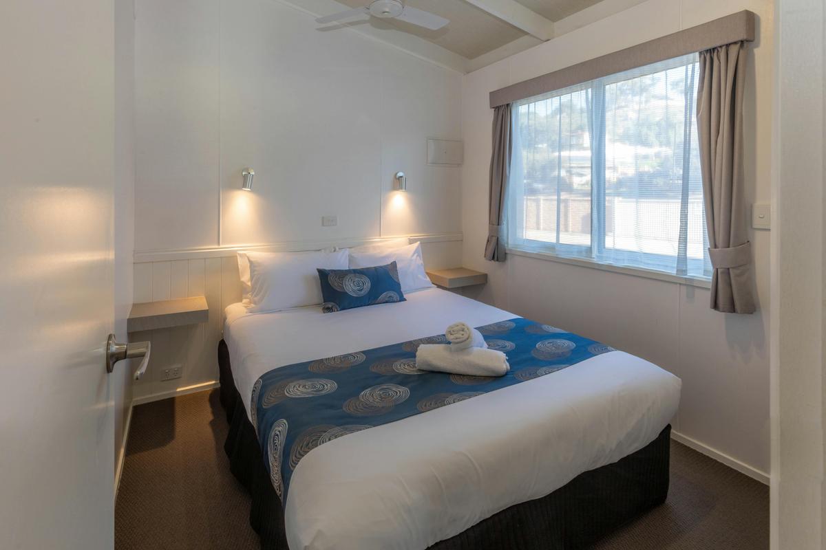 Lagoon Villa - Sleeps 5