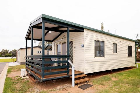 Executive Spa Villa - Sleeps 2