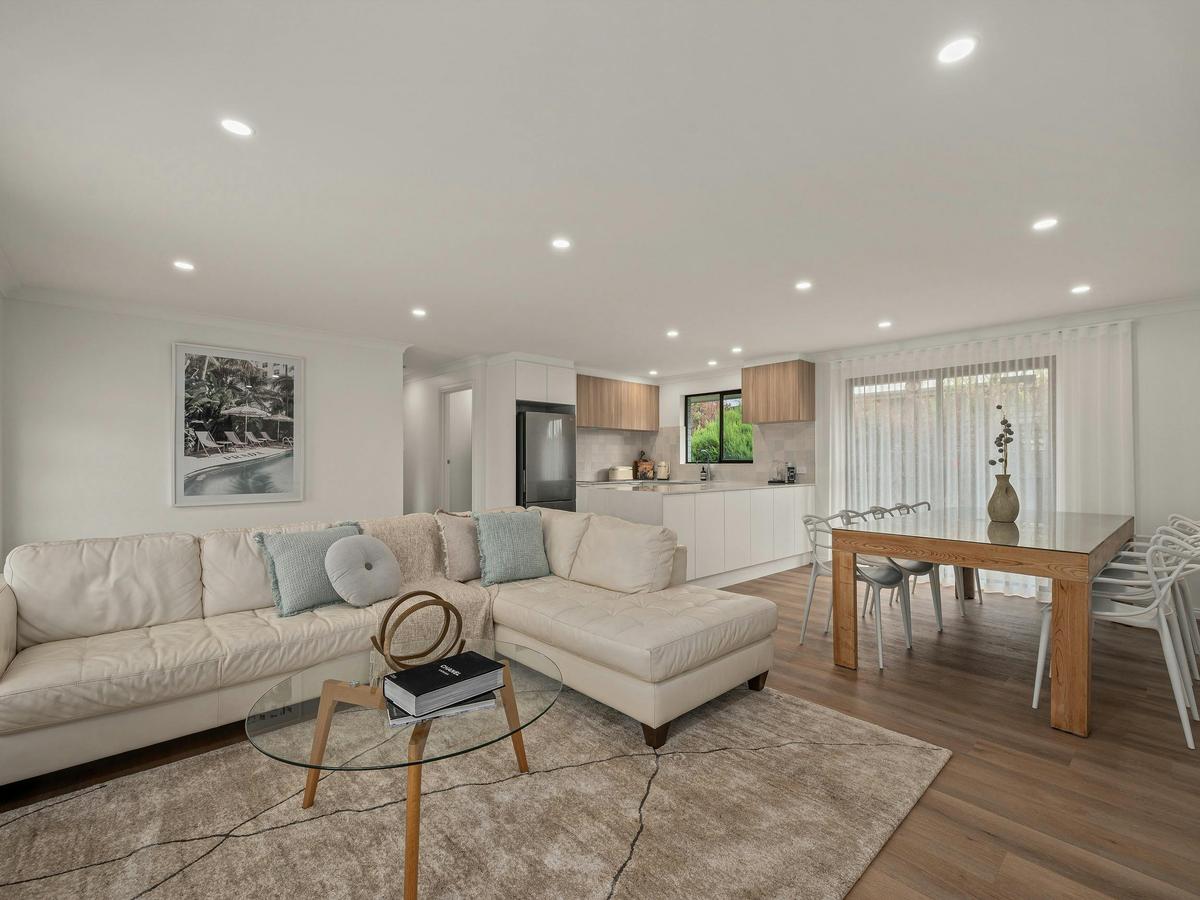 Living / Dining Area