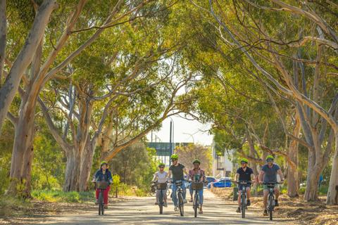 'Brunch, Bike, and Beach' Adelaide Self-Guided E-Bike Tour & Breakfast