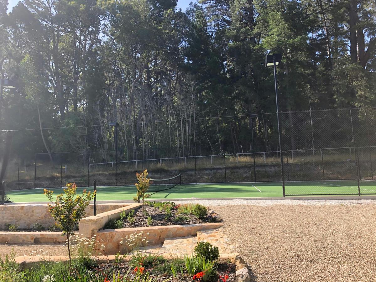 Tennis court