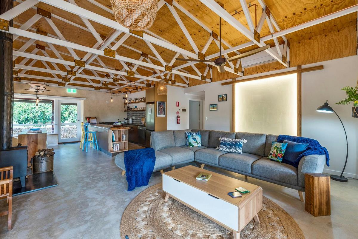 Open plan kitchen, lounge, dining