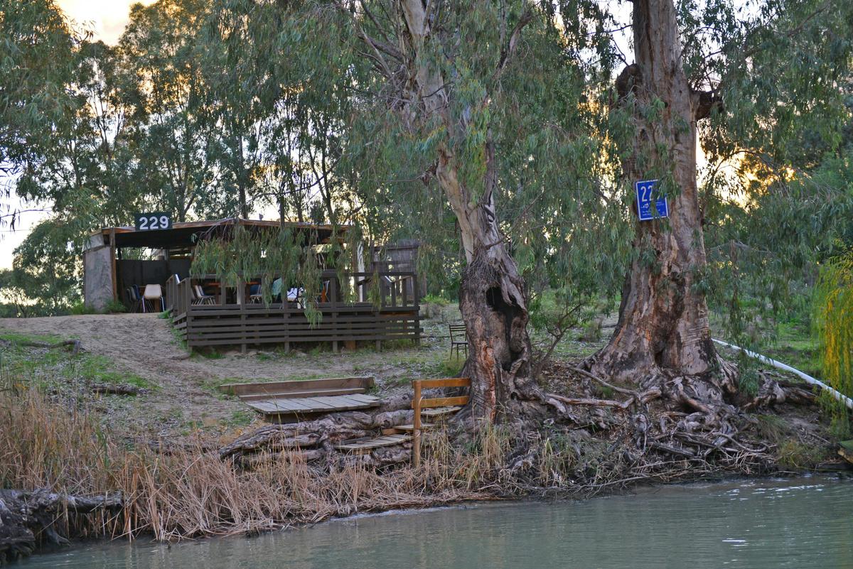Big Bend By Night Bush Tucker Food Breakfast