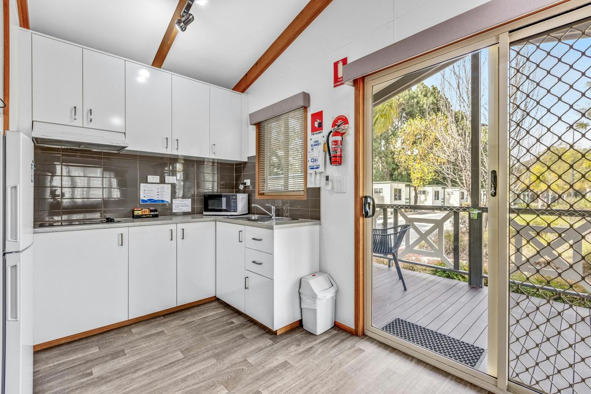 Shiraz Cabin