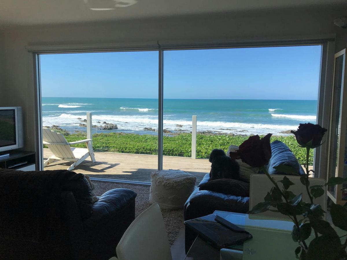 Lounge room view