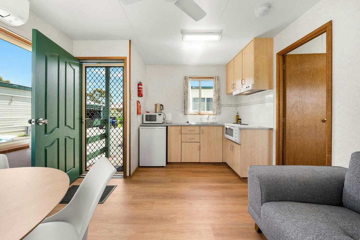 One Bedroom Cabin