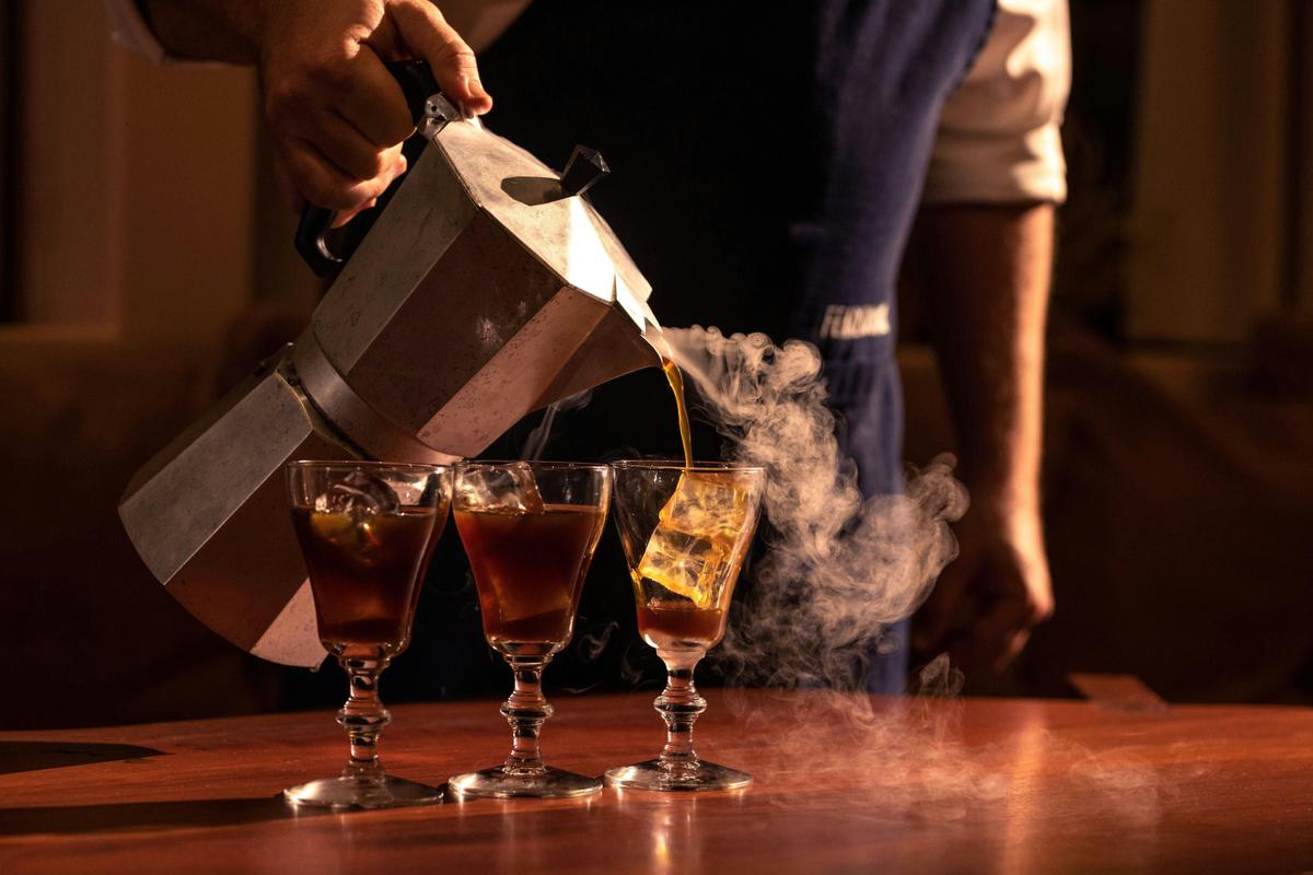 Coffee and Zero-Alcohol Tours
