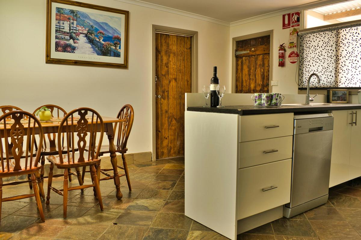 Settlers Cottage