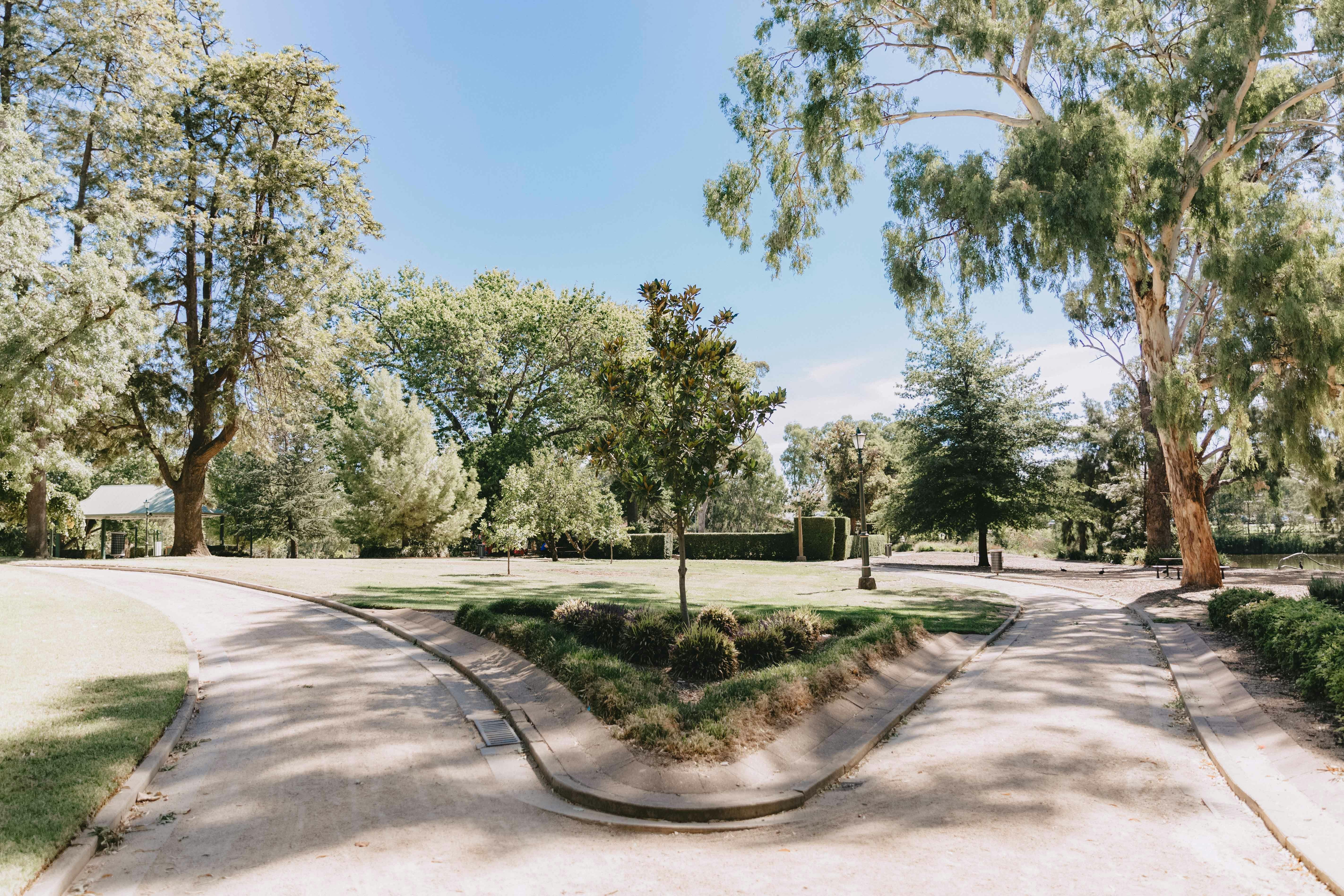 Victory Memorial Gardens in Wagga Wagga