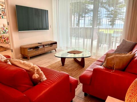 Breeze Beachfront Apartment no. 9
