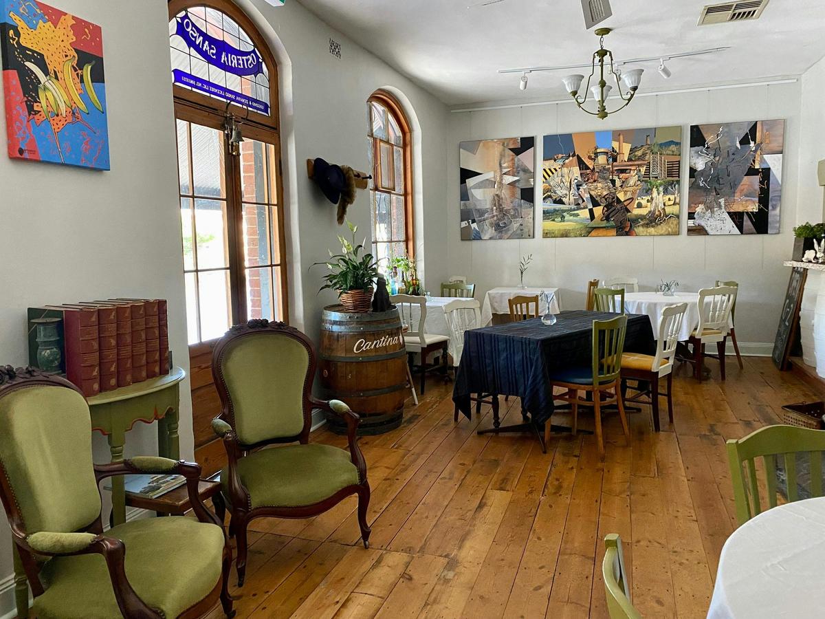 1850s Interior