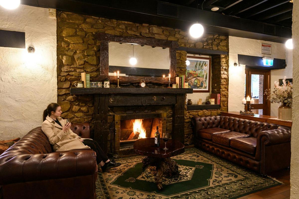 Cozy Cellar Restaurant