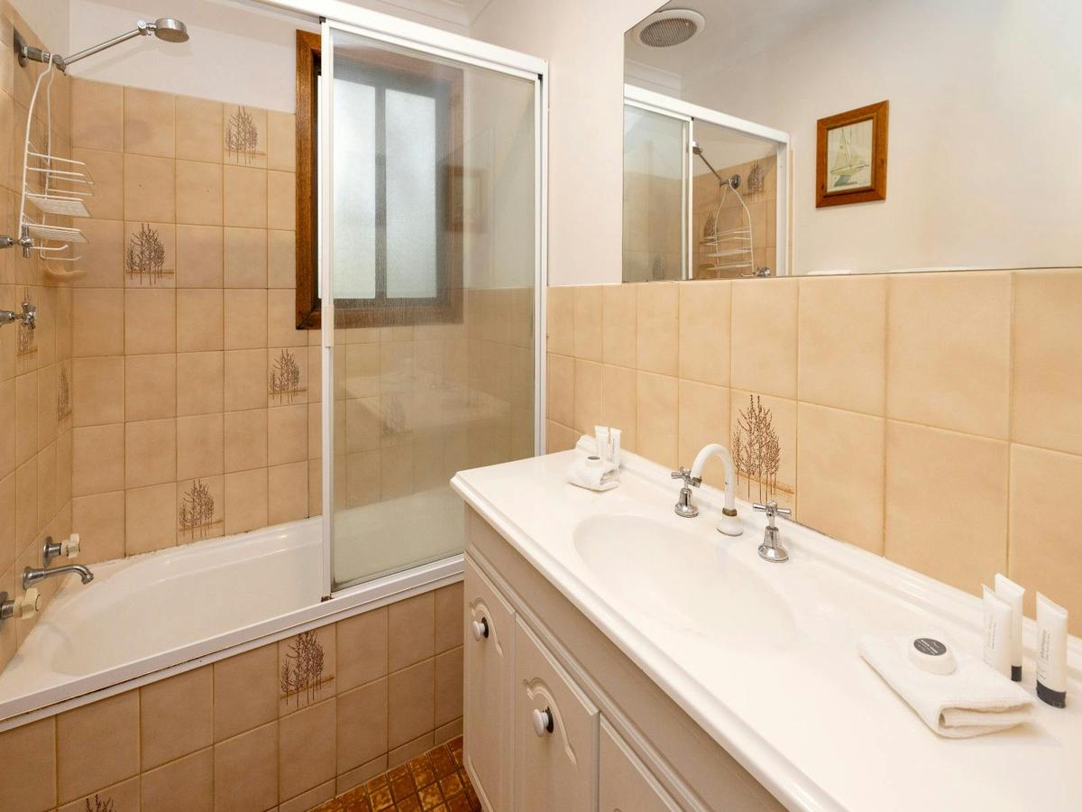 Three-Bedroom Standard Cabin