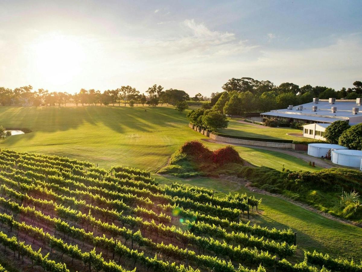 The Ultimate tour of Southern Australia – By Air & Land – Great Southern Air Tour