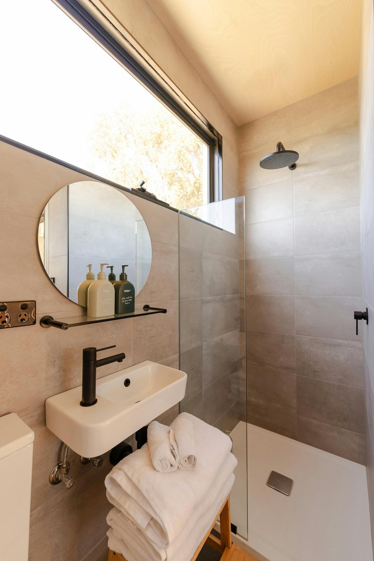 Bathroom at CABN Melissa, McLaren Vale