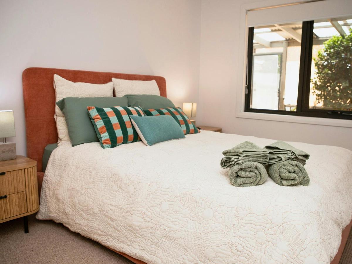 Second Bedroom - Queen Bed