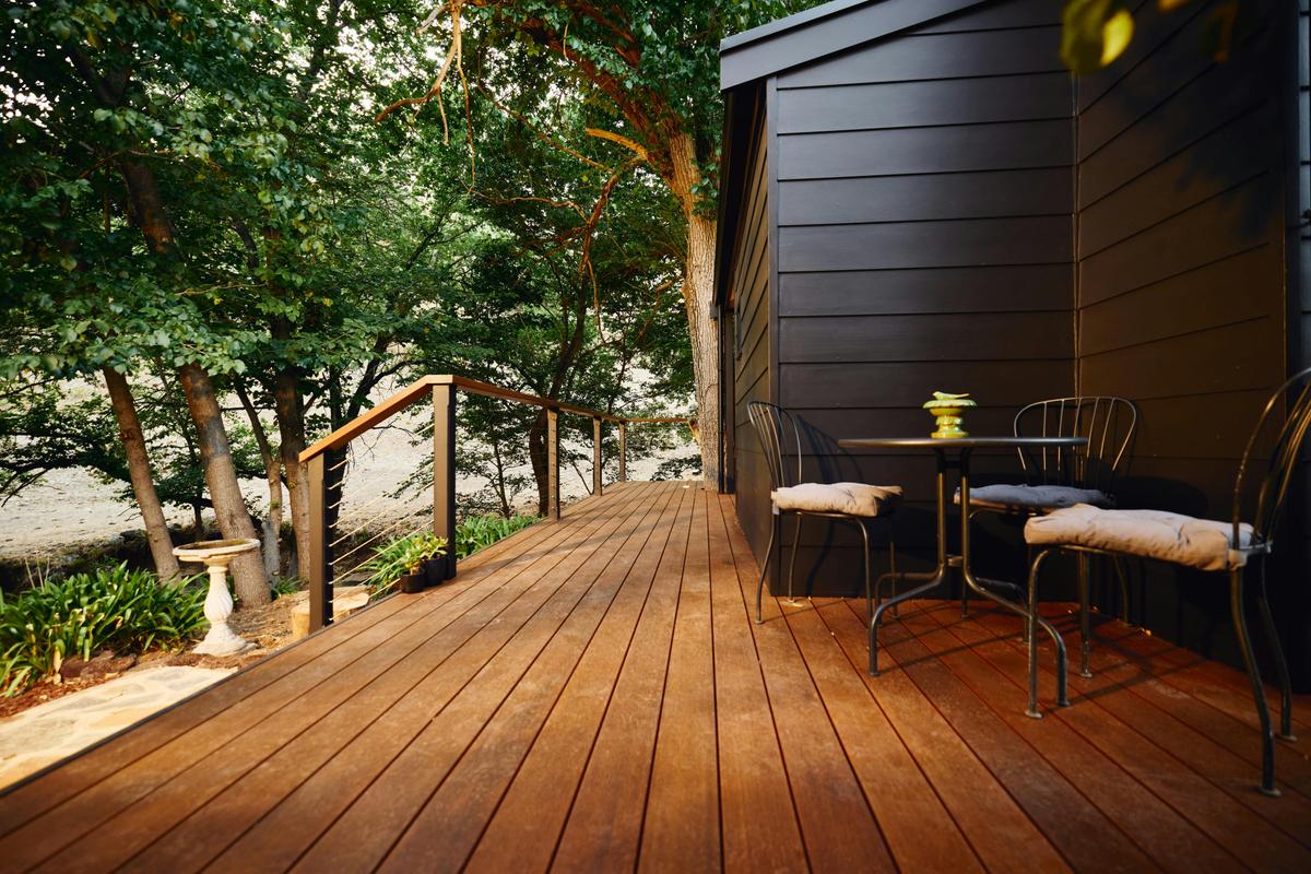 Cabin Brownhill Creek