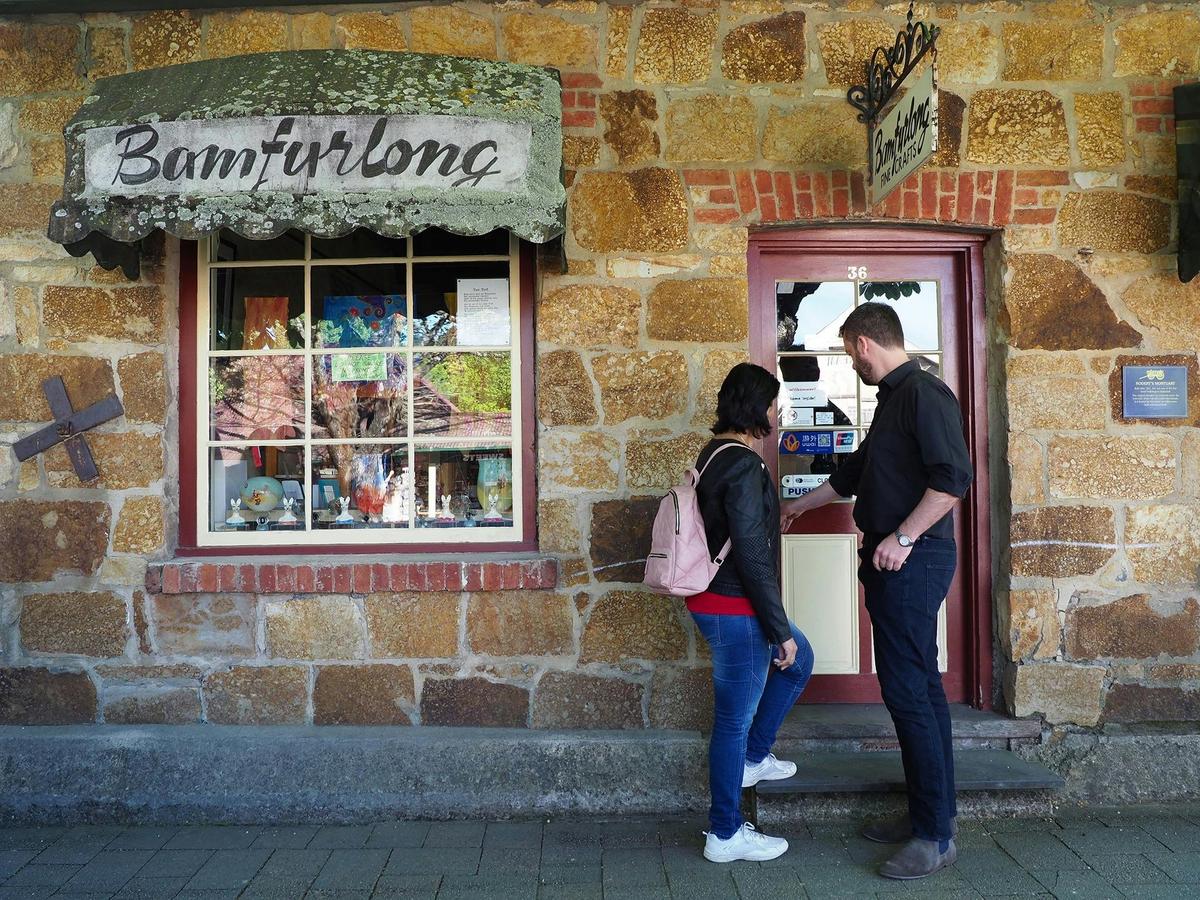 Adelaide Hills and Hahndorf Tour