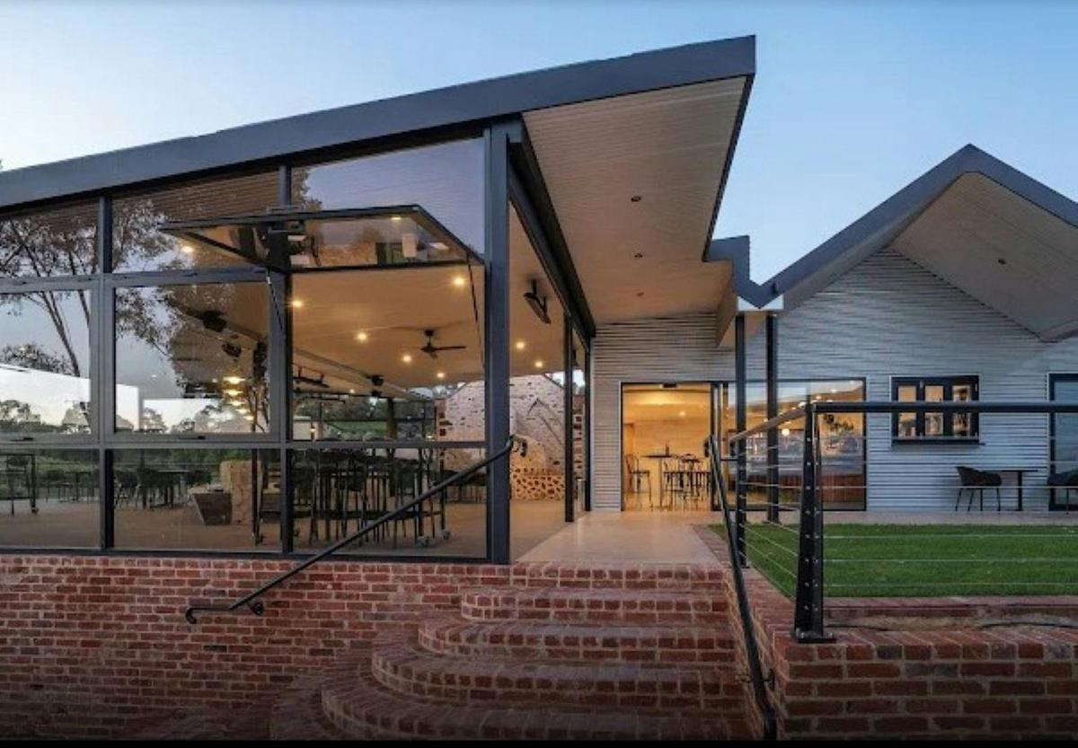 McLaren Vale Red Wine Lovers Tour