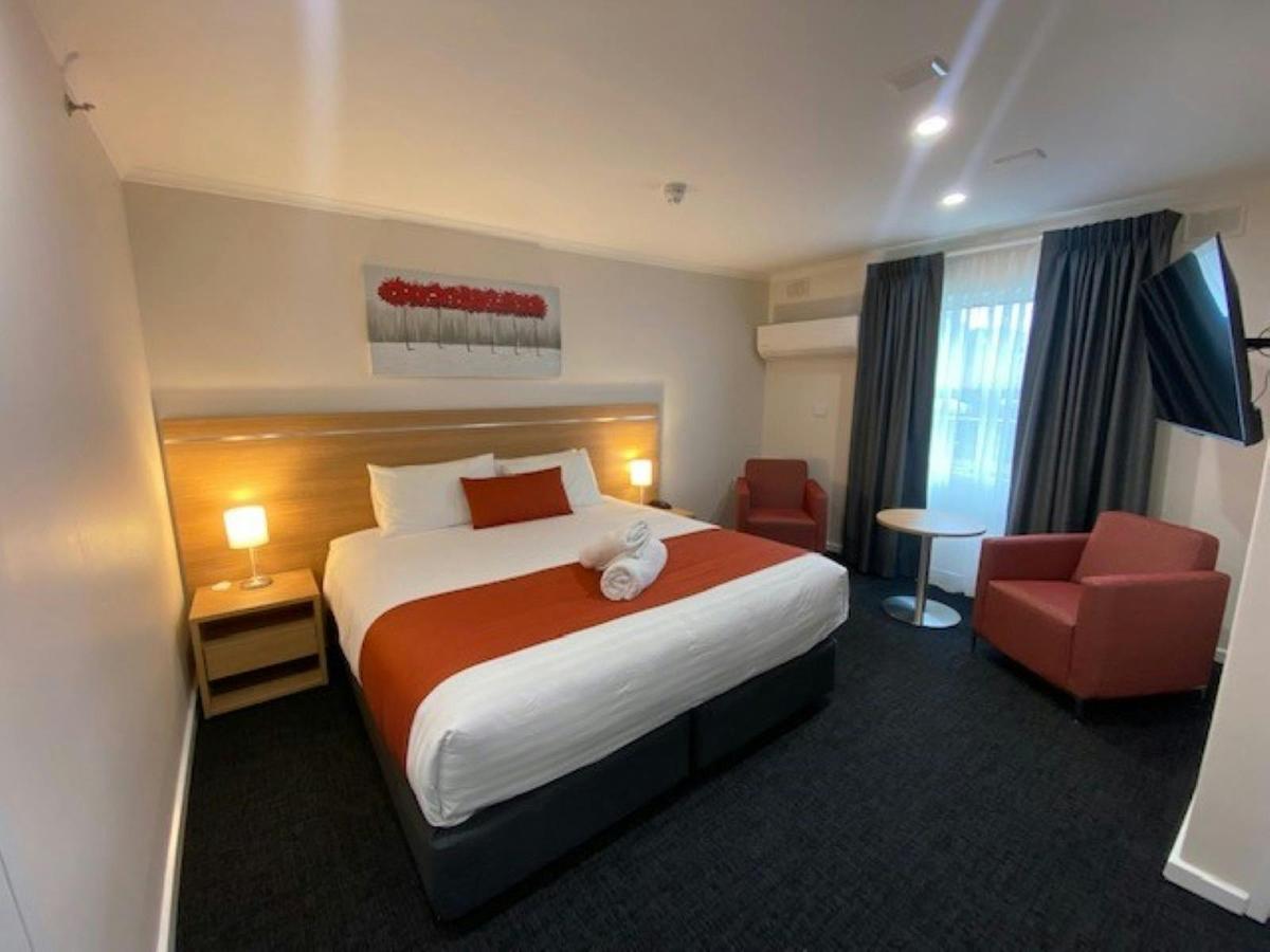 Refurbished King room