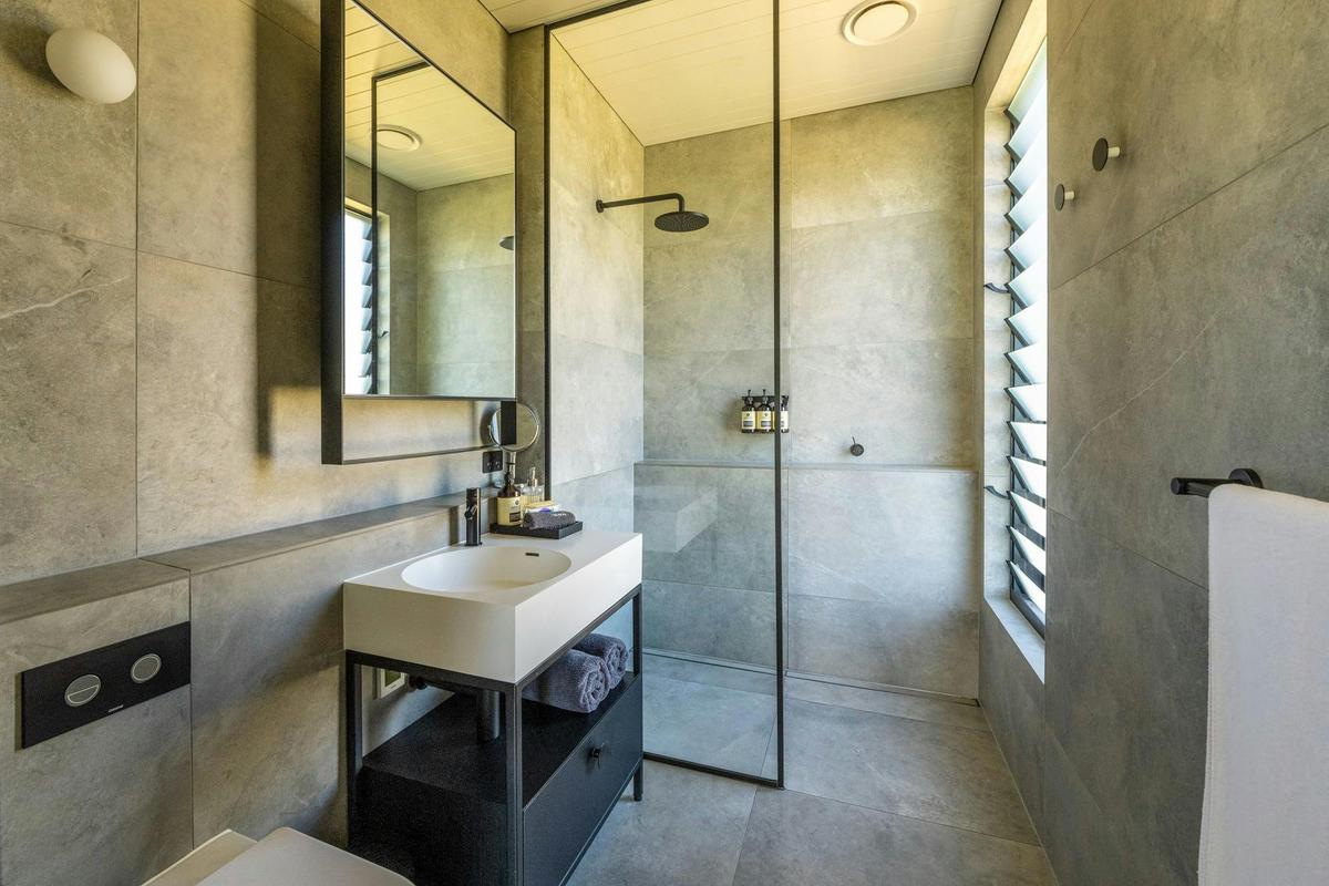 Cadole Avalon Bathroom