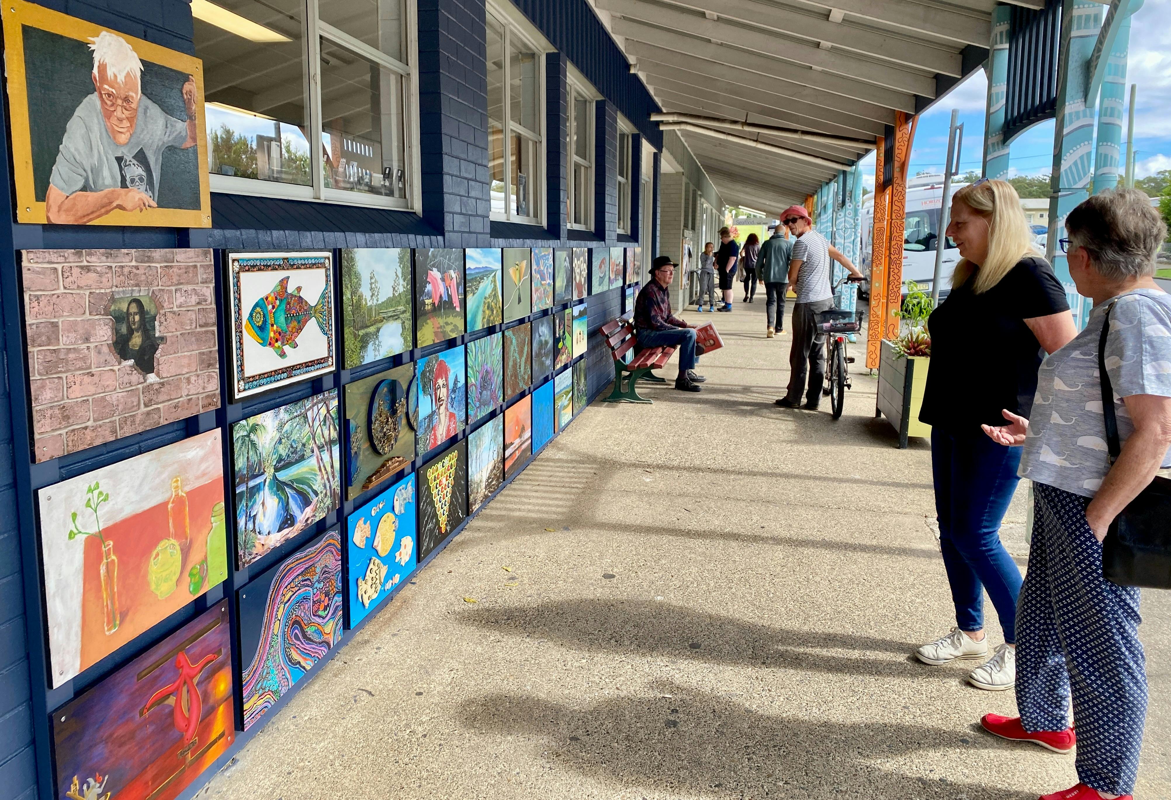 Our outdoor 'Brush Strokes' gallery