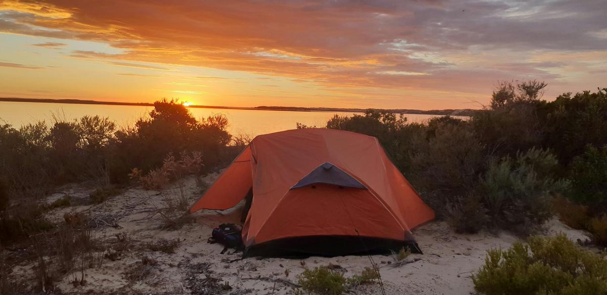 Canoe the Coorong - Overnight Camping Tour