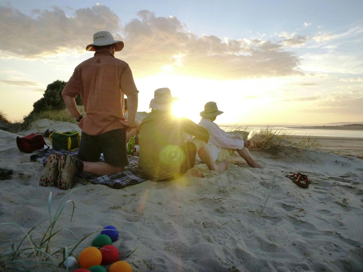 Canoe the Coorong - Sunset Tour