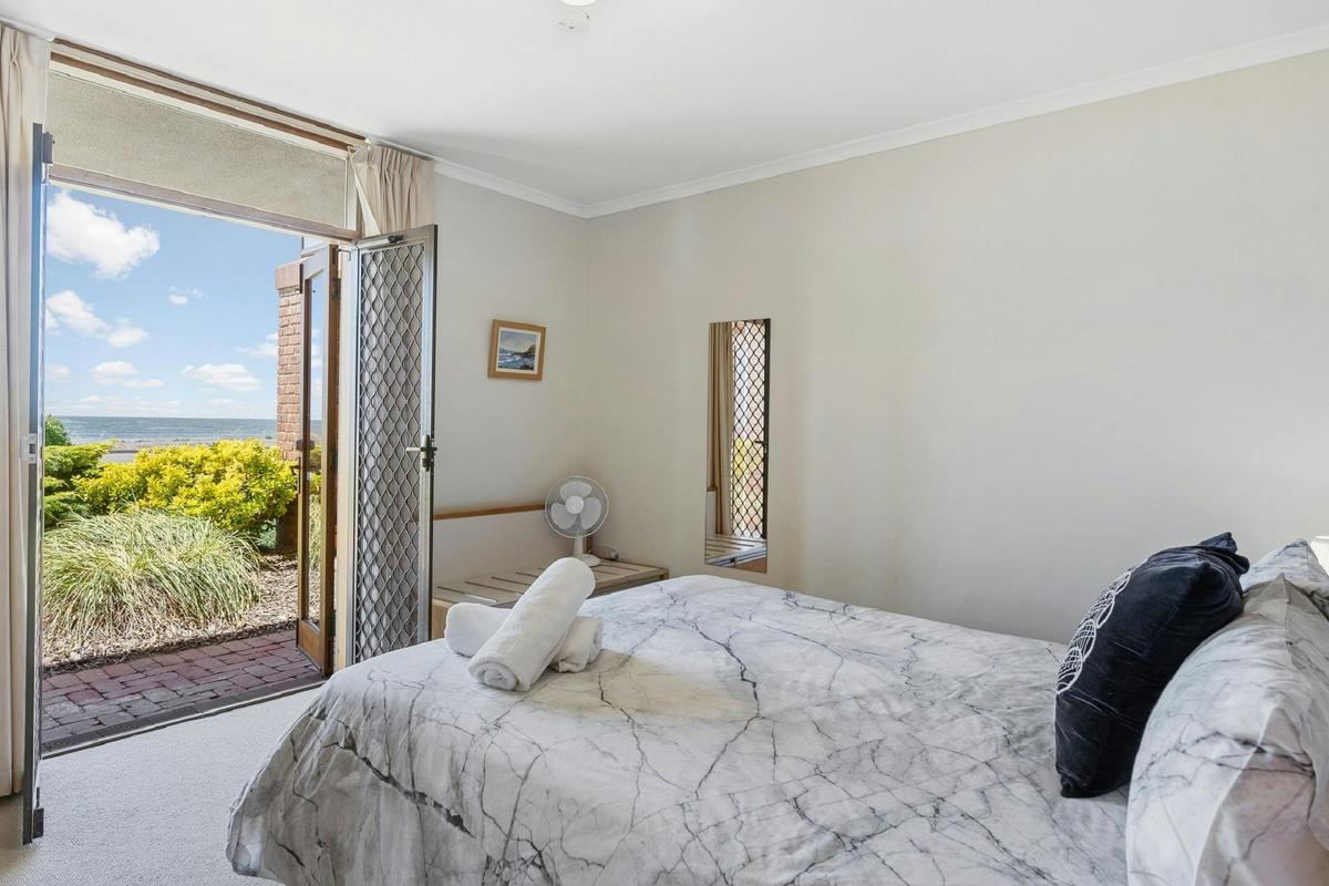 Beds are fully made upon arrival and premium linen is provided
