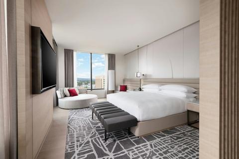 Postmaster General Suite