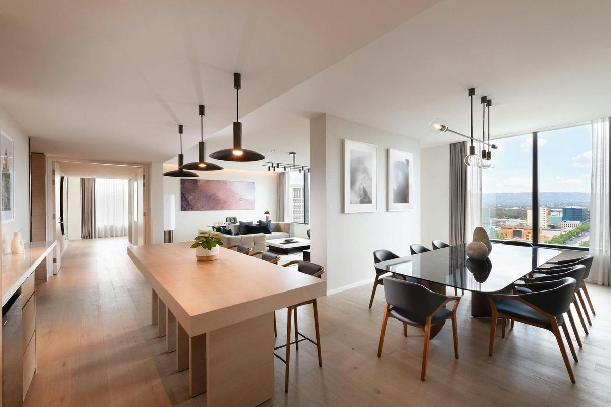 Postmaster General Suite