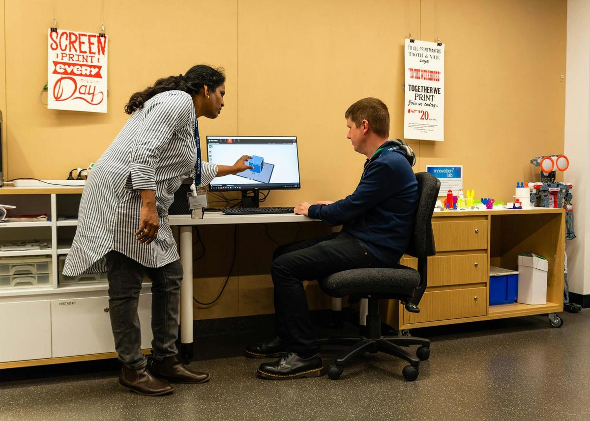 Volunteers in the Innovation Lab at the City Library