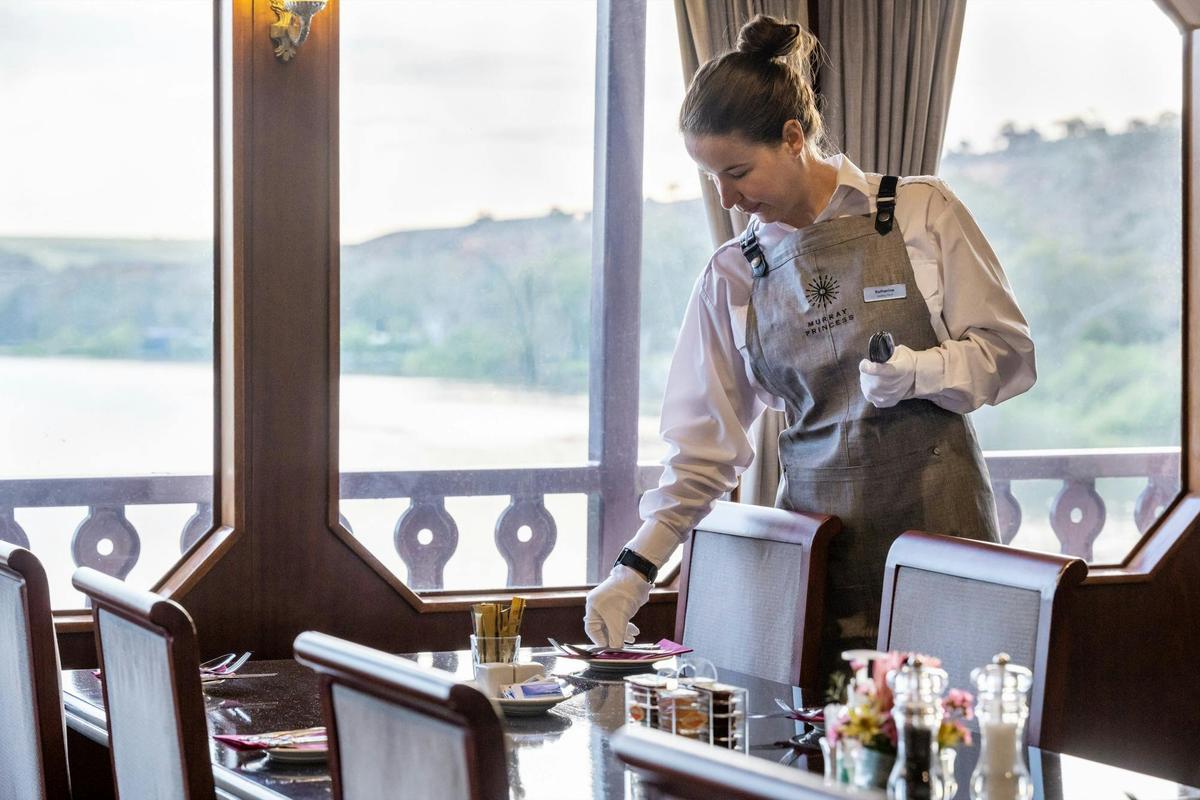 Lunch on the Murray Princess