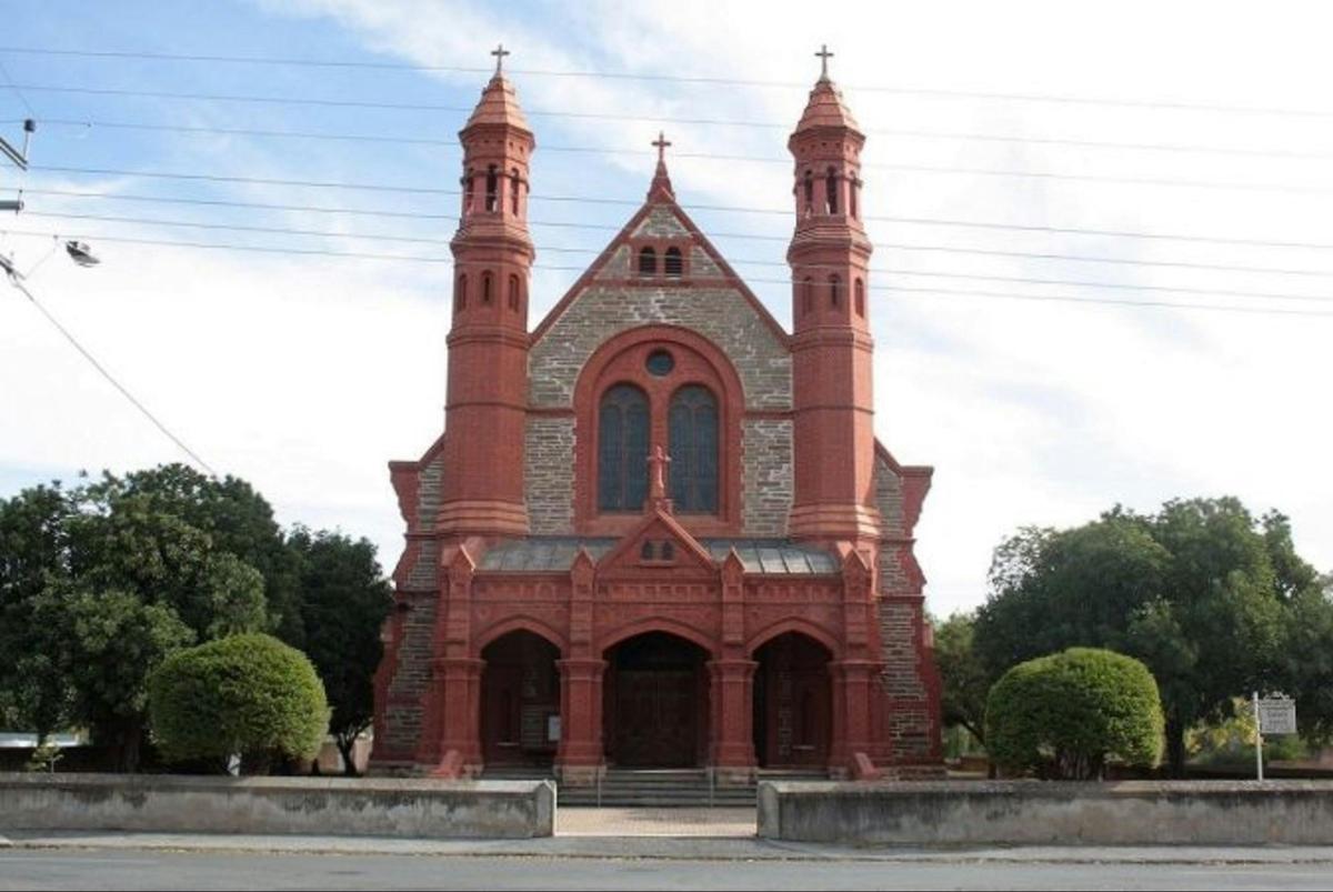 St Peter & Paul Catholic Church