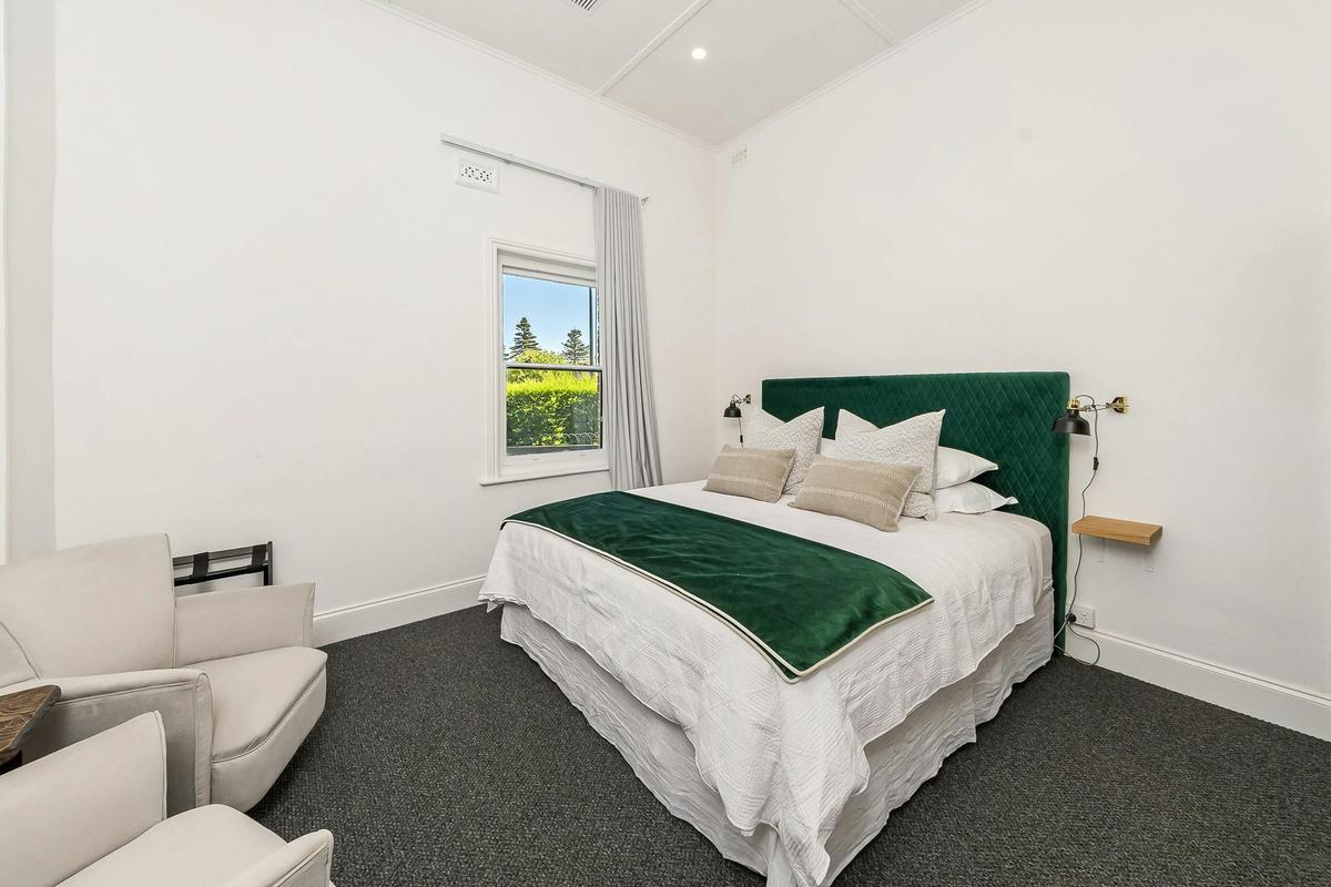 Catherine Street Square Bedroom 1