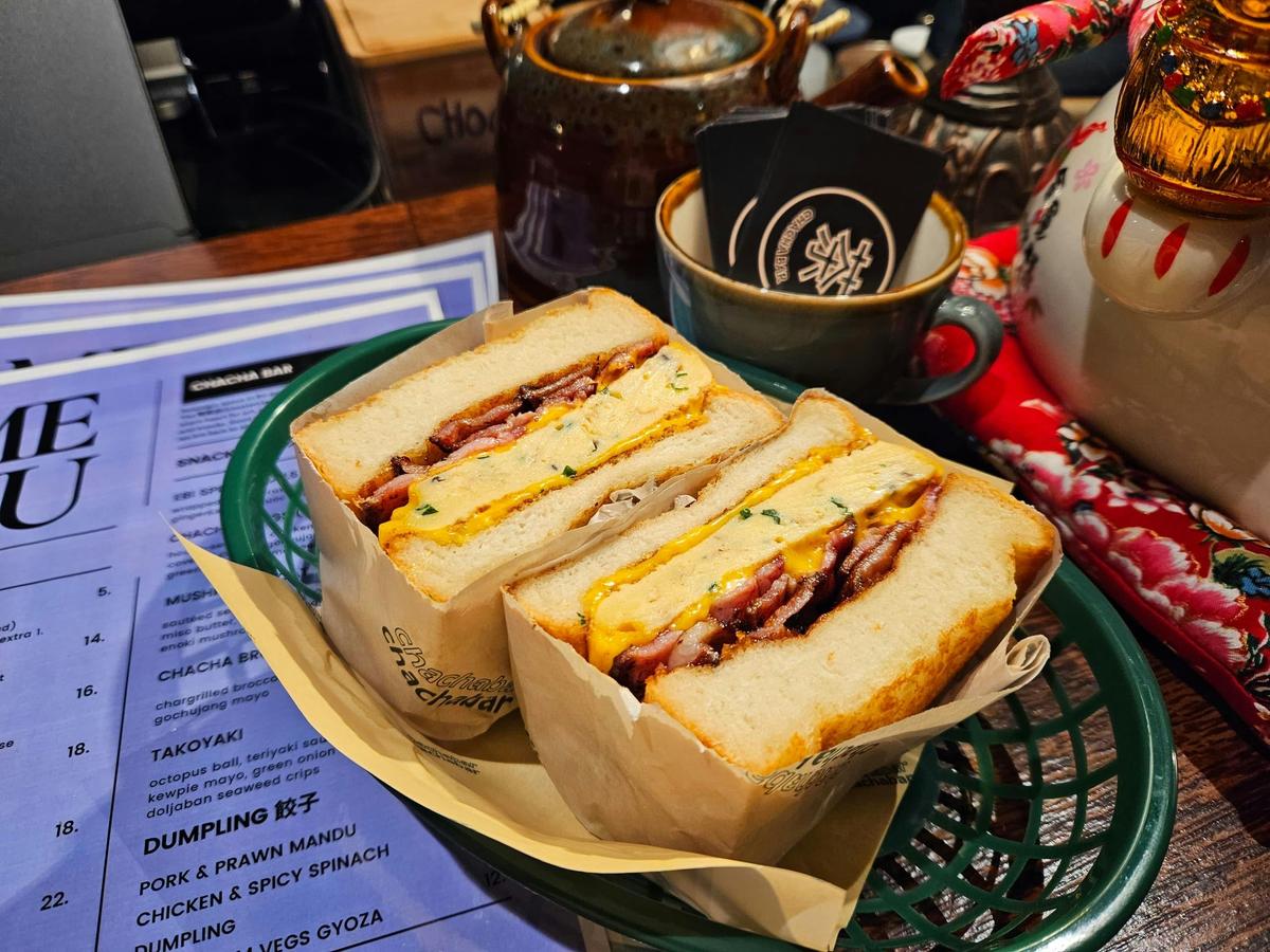 tamago & bacon sandwich