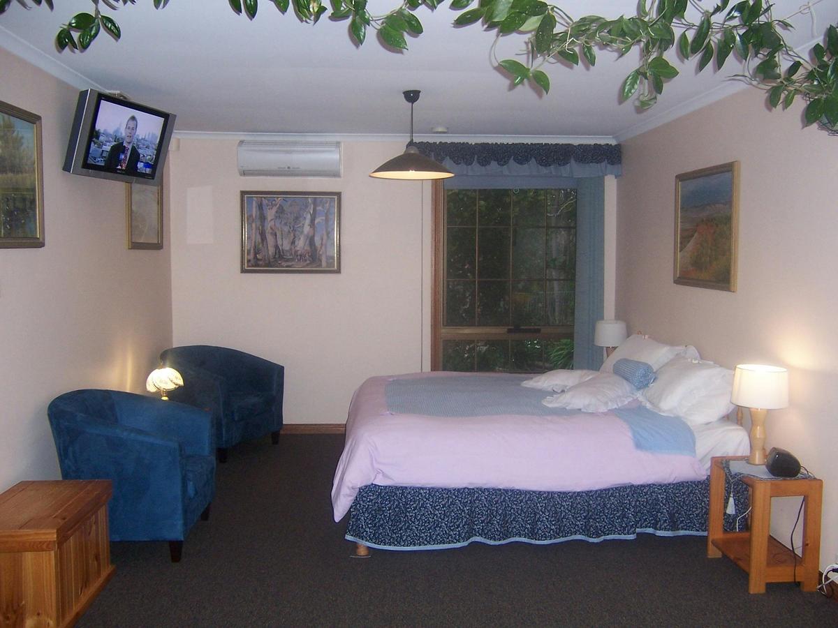 Garden suite