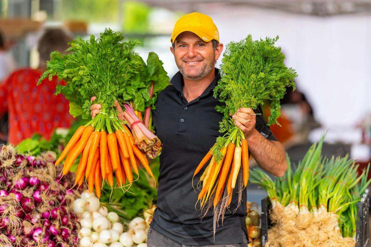 Patlin's Garden spray free produce at Adelaide Showground Farmers' Market