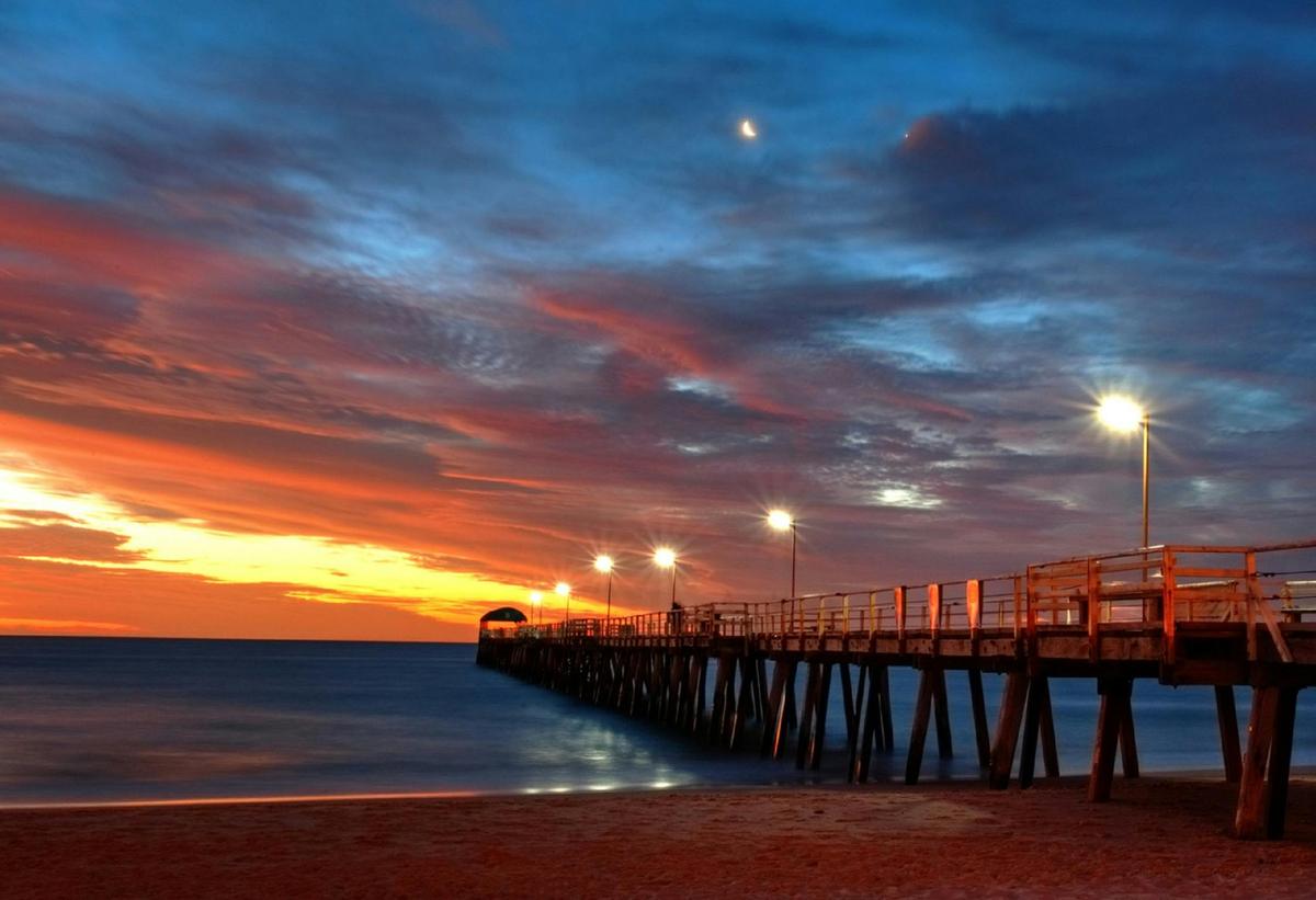 Sunset Jetties & Beaches Evening Tour (6pm to 9.30pm)