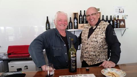 Chook's Little Winery Tours