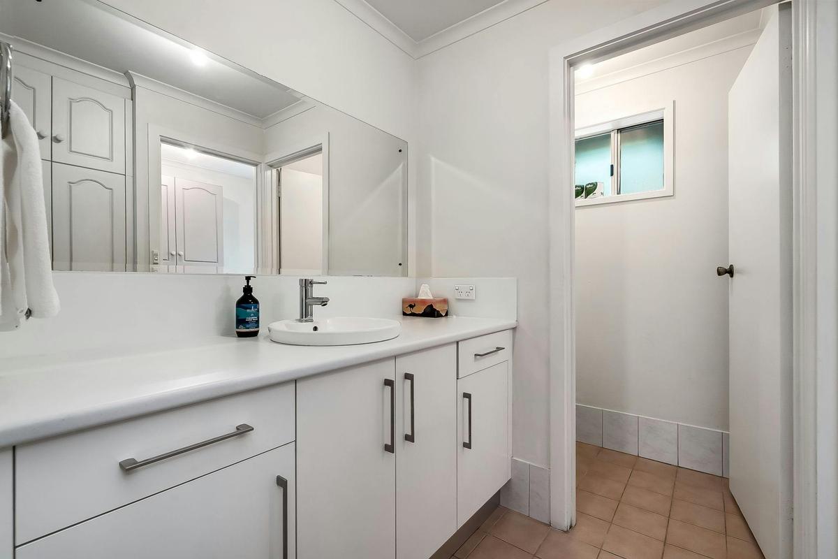 Modern Bathroom
