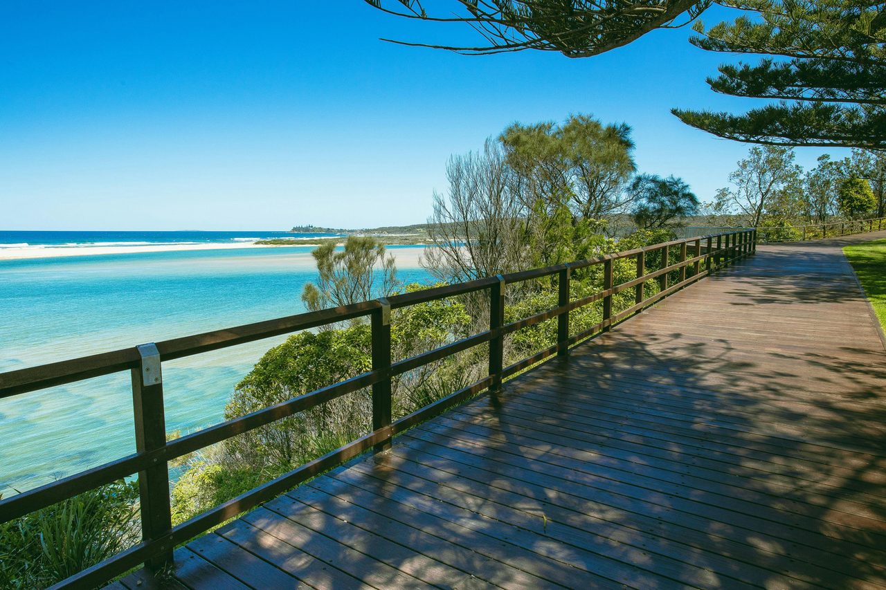 Boardwalk along Tuross head foreshore